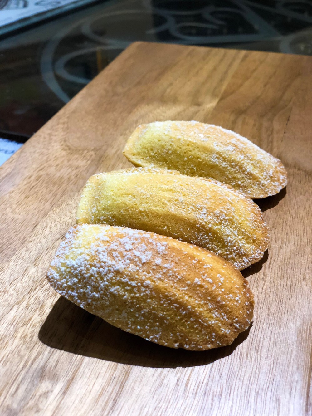 Classic French Madeleines